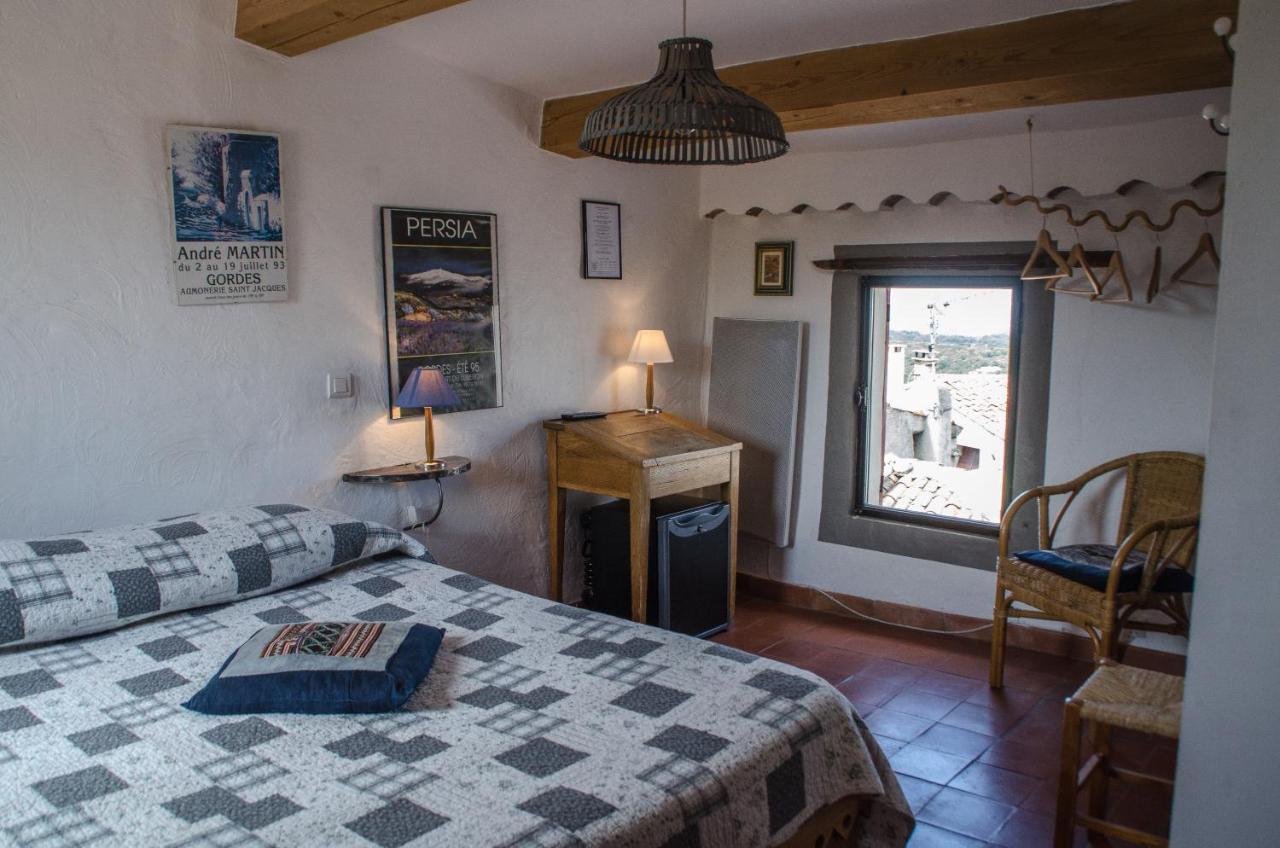 Hotel Les Remparts Venasque Eksteriør billede